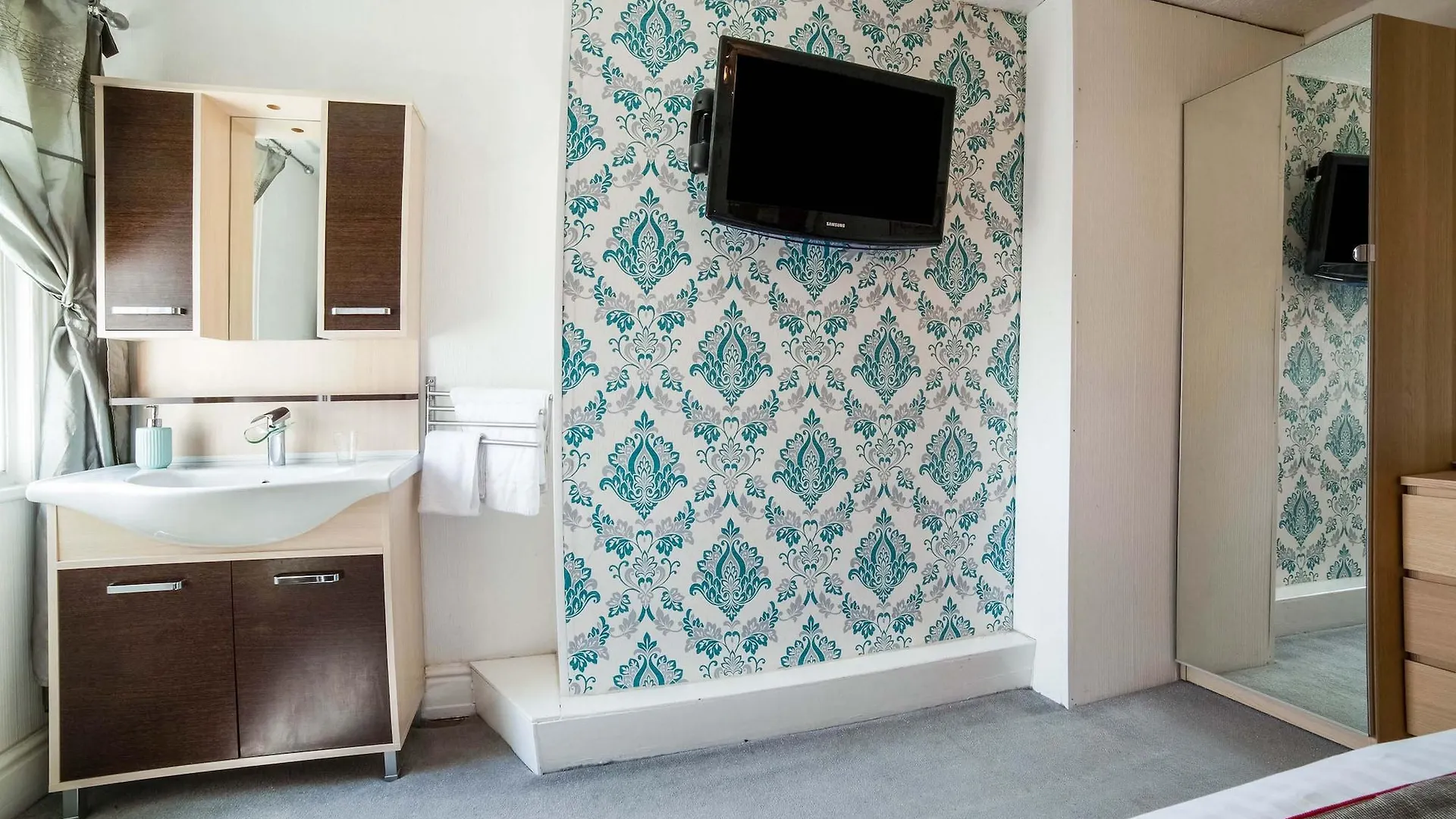 Bed & Breakfast Martells Hotel Blackpool