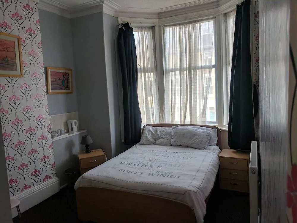 Martells Hotel Blackpool Bed & Breakfast